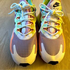 Nike Air Tennis Shoes